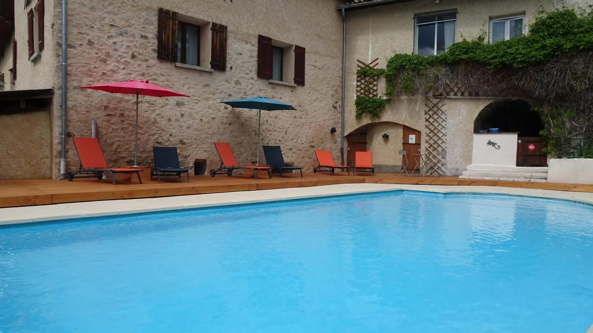 La Meridienne - Chambres D\'Hotes contacts